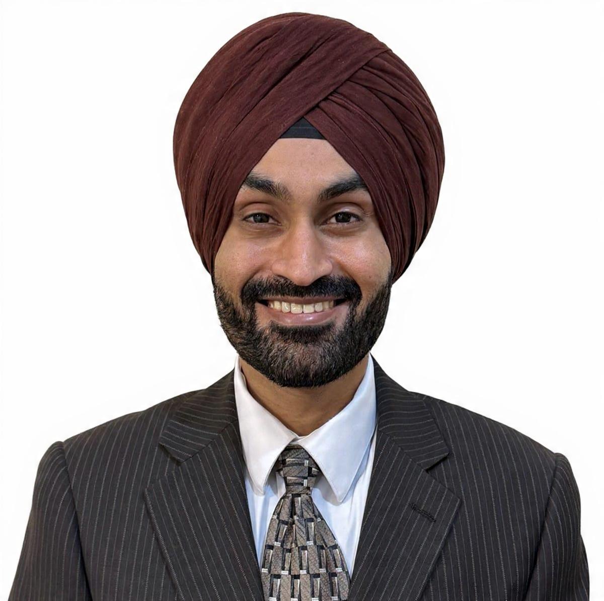 Dr. Alamjit Gill, MD, Internal Medicine physician at Ridgewood Primary Care